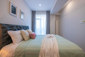 GG Home -2BR apartment with view to city and river